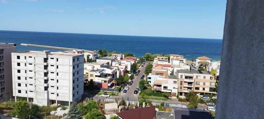 Vedere superbă la mare, 3 camere cu terasă unicat, gaze, mobilat, liber - 4