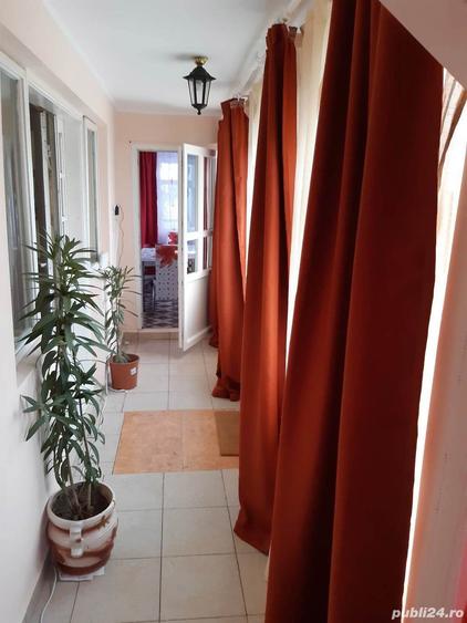 Casa cu 16 incaperi+pivnita +crama,curte,gradina, livada si vita de vie, in suprafata de 5800 m.p. - 9