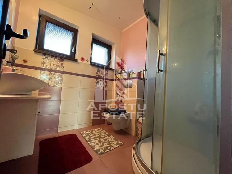 Casa individuala cu 6 camere,3 bai,  garaj, teren 1362 mp - 10