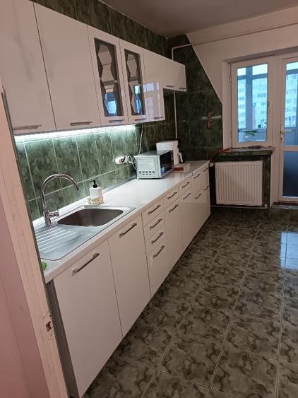 Apartament 2 cam., Fratii Golesti, Pitesti, et.4/8, an 1992, 60 mp - 14