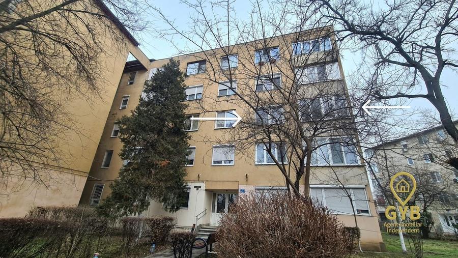 Apartament cu 2 camere,  renovat, etaj 2,  strada Iza - cu loc de parcare - 13