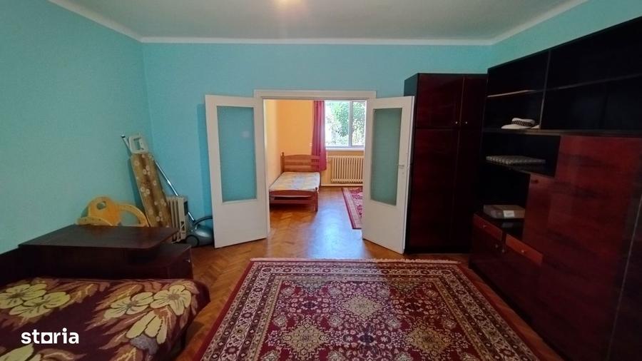 Vand casa zona Horea, 3 camere, str Privighetorii, Oradea - 2