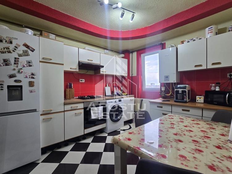 Apartament 3 camere decomandat, 88 mp, etaj 4/4 - 1