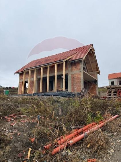 Casa la rosu, 800mp teren,  front 24, Jucu de Sus, comision 0 - 5