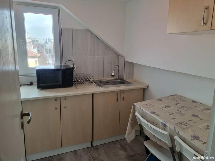 Inchiriez garoniera auchan titan ozana 1 decembrie - 1