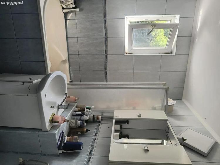 vand apartament cu 2 camere - 1