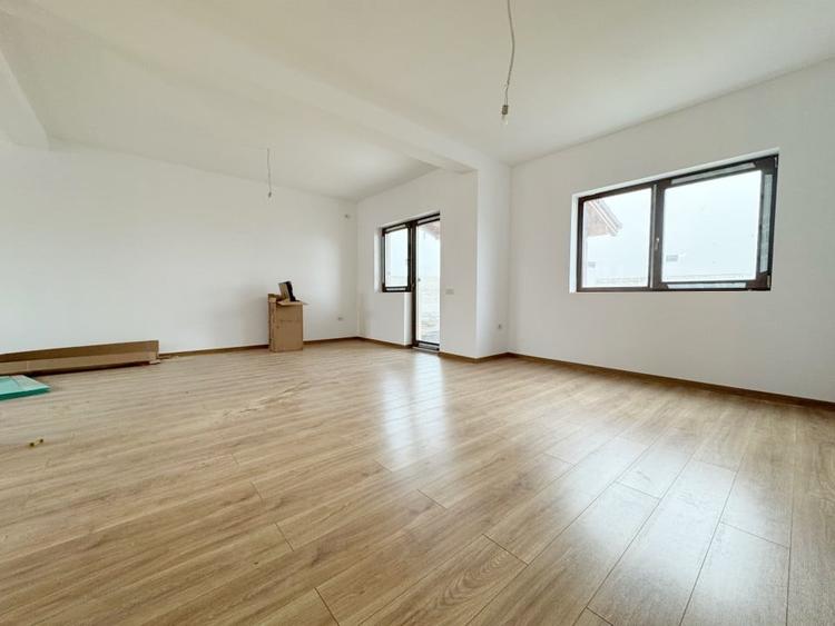 Duplex 4 camere, 105mp utili, 310mp teren, in Mosnita Veche - 1