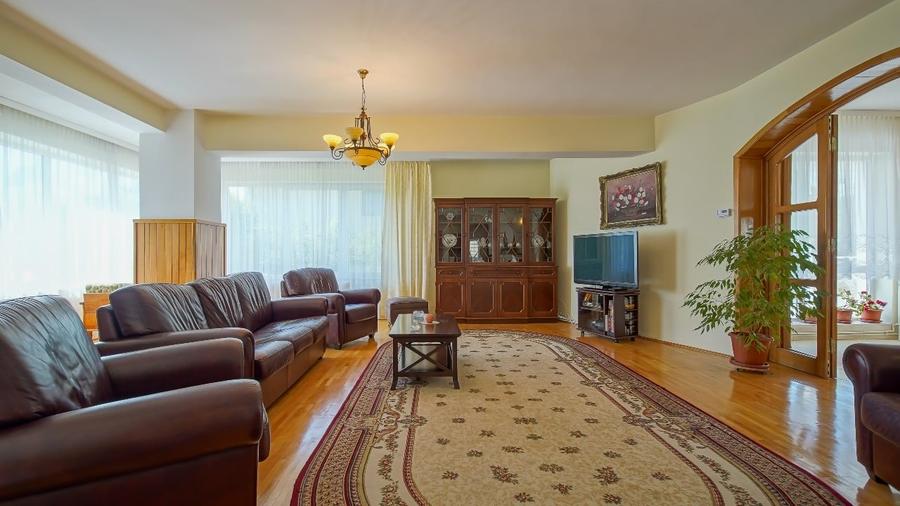 CASA vanzare BRASOV, calitati+potential deosebit, 5 min mall Coresi - 2