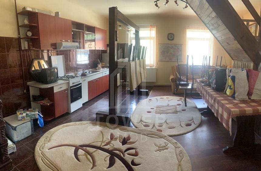 Casă în centrul Cisnădioarei cu 243mp de locuit și teren de 936mp - 25