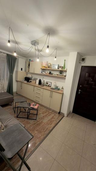 SPATIU COMERCIAL CU TRAFIC INTENS PE CL ARAD LA 800 EURO - 3