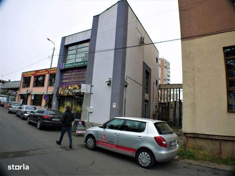 Spațiu comercial, de 240 mp, în Central