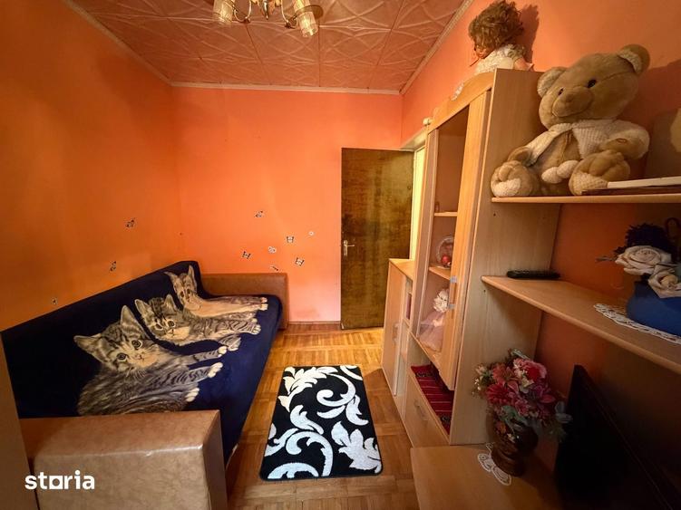 Apartament cu 3 camere decomandat, mobilat în Răcădău