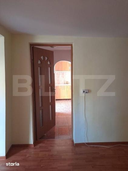 Casă cu 2 camere cu Teren 984 Mp în Stremț
