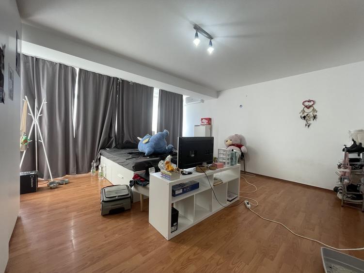 Duplex cu 8 camere cu Canalizare în Otopeni