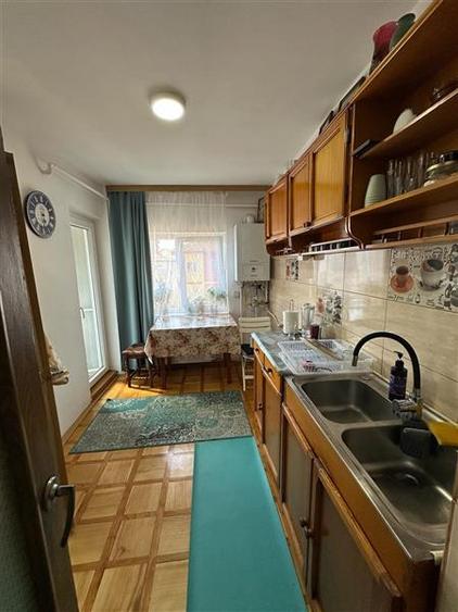 Resita, Apt. 3 cam.Conf.1 Sporit, Central, Zona Piata Sud - 11