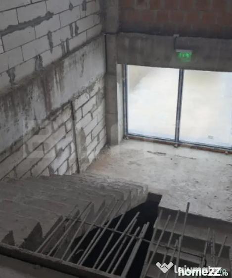 Spațiu comercial, de 400 mp, în Central