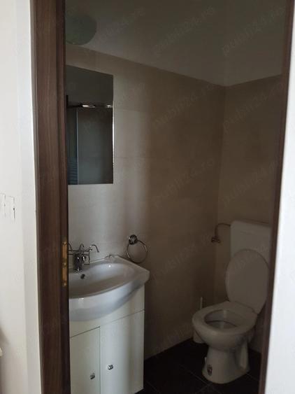 Apartament cu 6 camere decomandat în Central