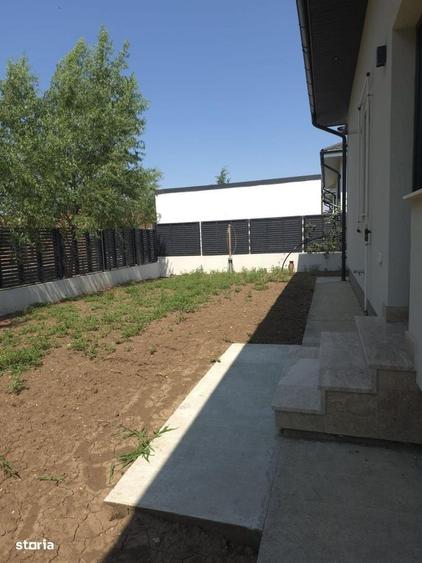 Casă cu 4 camere în Central