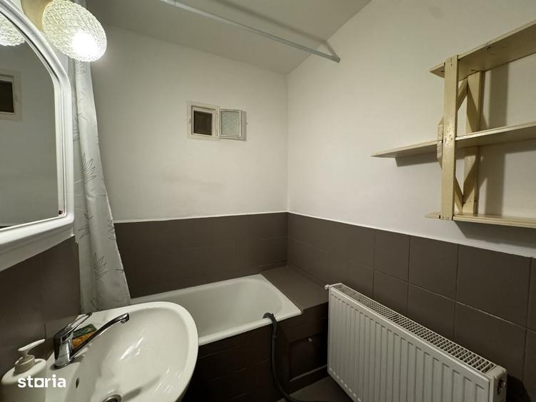 Apartament cu 2 camere în Complex Studențesc