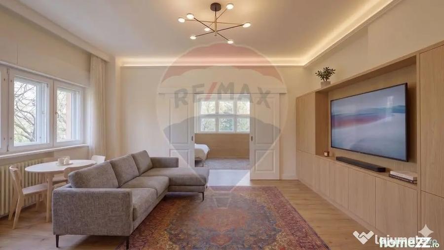 Apartament cu 3 camere semidecomandat în Calea Victoriei