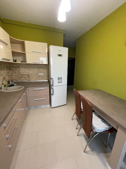 Apartament cu 2 camere decomandat, mobilat în Alfa