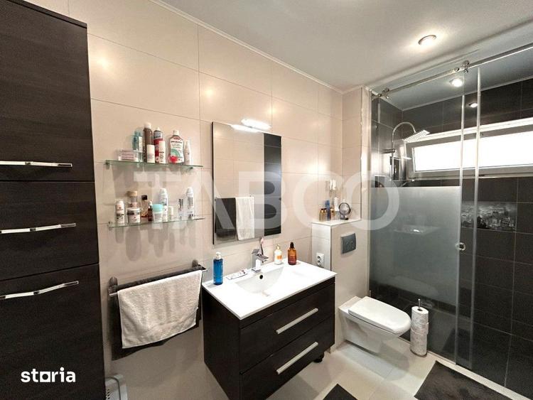 Apartament cu 3 camere decomandat, mobilat în Șelimbăr — fotografia 1