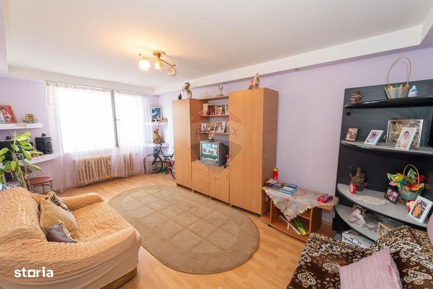 Apartament cu 3 camere decomandat, mobilat în Nicolae Grigorescu
