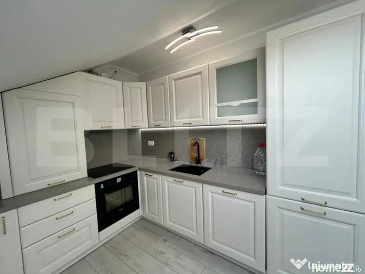 Apartament cu 3 camere semidecomandat în Ultracentral