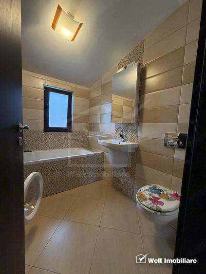 Apartament cu 3 camere semidecomandat în Între Lacuri