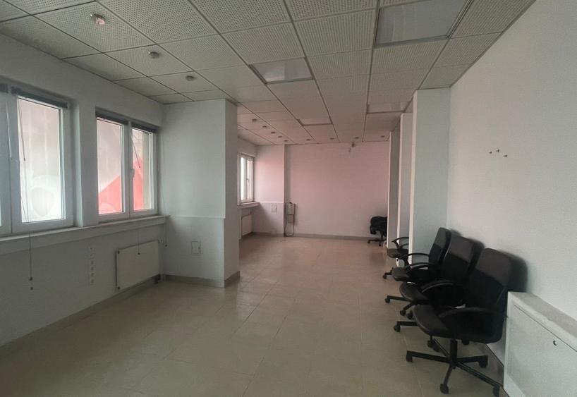 B-ul Magheru, 10 minute metrou Piata Romana, in blocul cu cinema Patria - 17