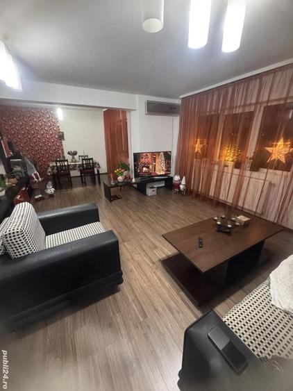 Apartament de vanzare - 3