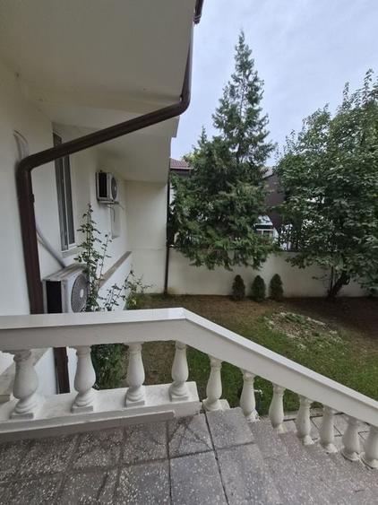 De vânzare Vilă individuala 11 camere curte proprie Parcul Carol - 4