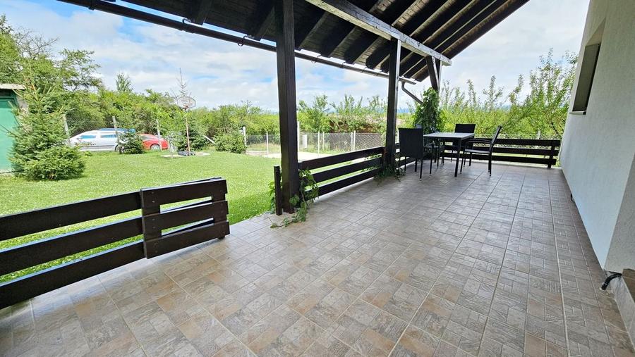 Vila noua-Sanpetru Dealul Lempes, zona verde si linistita - 1