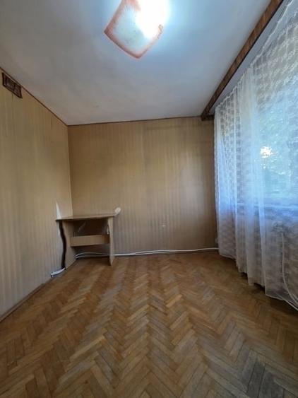 Etaj 2-Podul de Fier-Palatul de Justitie- 2 Camere Decomandat 53mp - 3