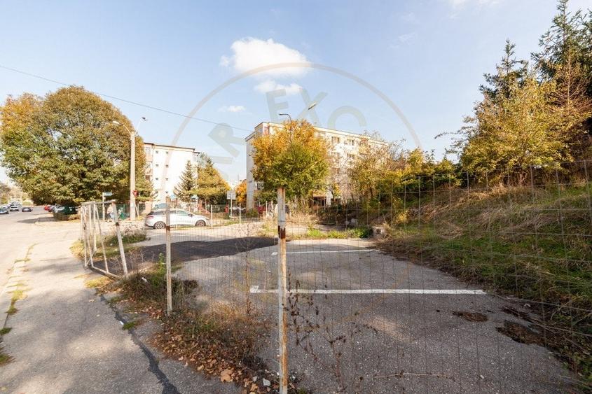 Teren stradal pe colt - Ideal afacere - front stradal mare - 7