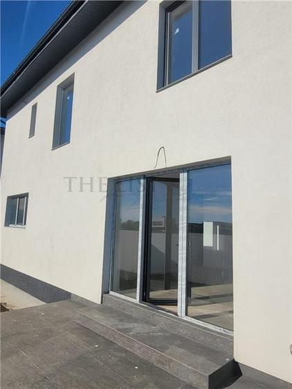 De Vanzare | Vila cu 5 camere | Tunari - 2