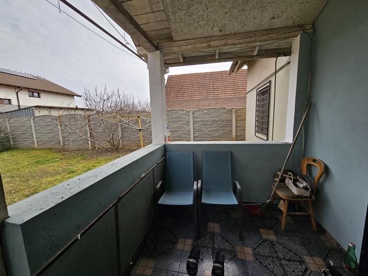 Două case individuale, P+M, construcții 2002/2007, în Giroc, comision 0% - 42