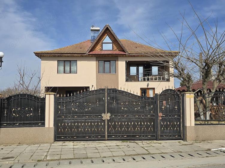 Casa localitarea Fantanele la 50km de Constanta - 4