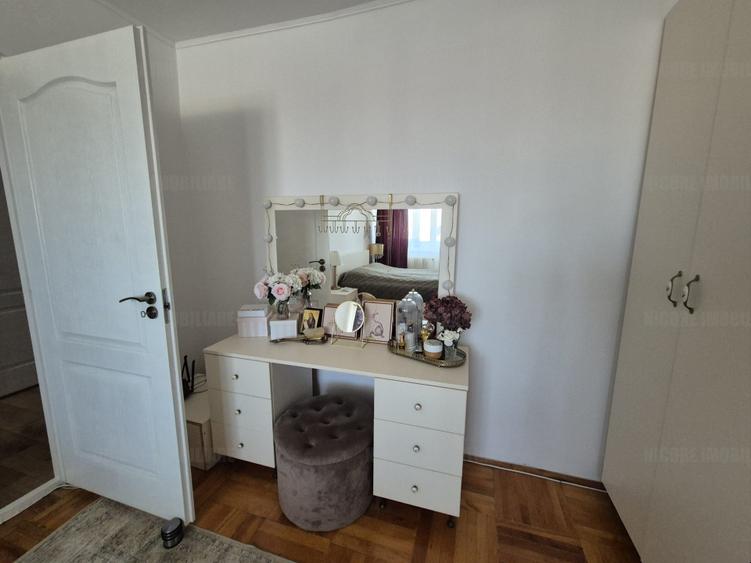  Apartament 3 camere - complet mobilat si utilat - Calea Sagului - 98.000 euro  - 4