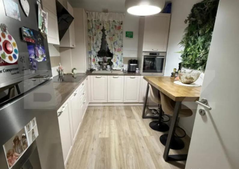 Apartament 3 camere, parcare, 76 mp, lift, boxa, zona Tracto - 2