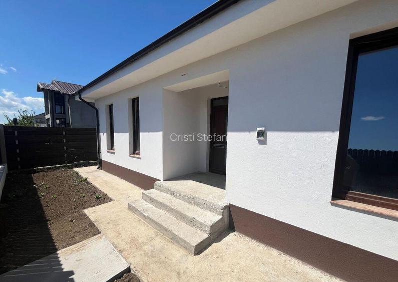 Casa Cumpana conectata la toate utilita?ile Casa Cumpana conectata la toate utilita?ile