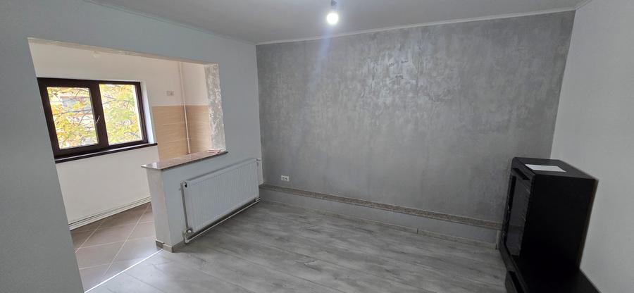 2 camere de vanzare , etajul 2, Focsani - 6