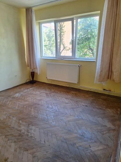 Vand apartament zona Pompieri, Piata centrala - 1