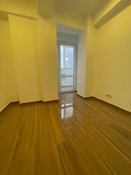 Discount mare, 2 camere lux, gata de mutare, comision 0 - 8