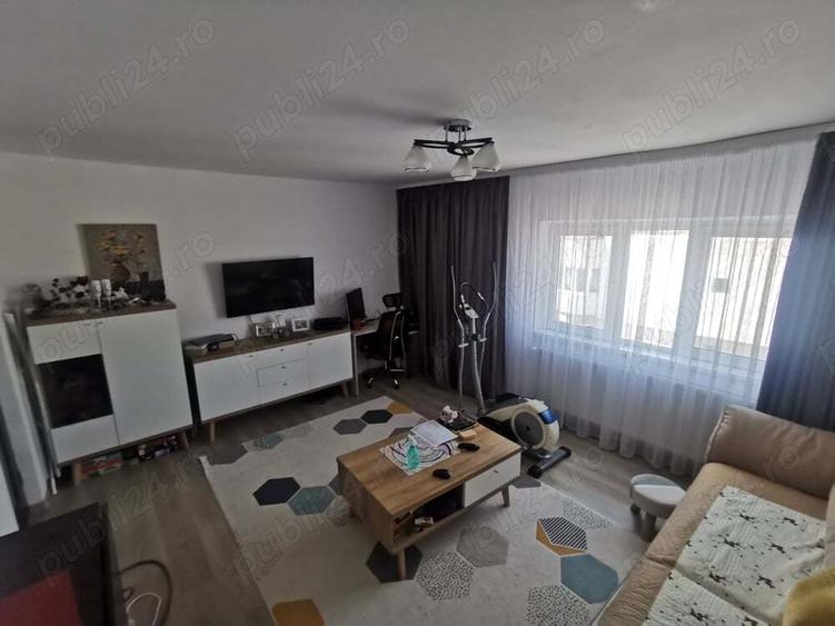 Apartament, 3 camere, 80 mp, etaj 8 8, zona centrala Navodari - 2