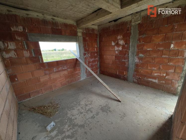 Casa Giarmata la gri cu toate utilitatile - ID V5615 - 19