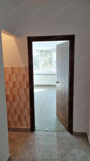 Inchiriez garsoniera - 4