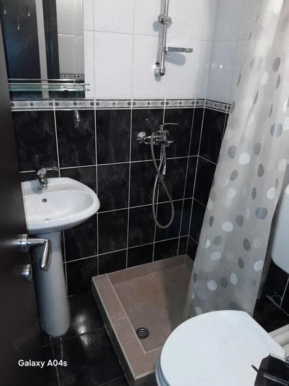 3 camere de inchiriat pentru locuire, proprietar UNIRII 670 euro colaborez cu agen?ii imobiliare - 8