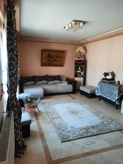 Vand casa cocheta Nacodari . - 2