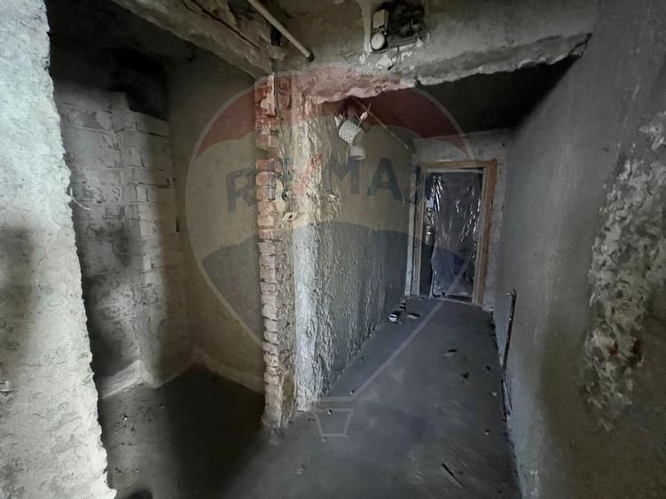 Apartament 3 camere b dul Bucuresti - 8